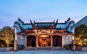 Ahn Luh Zhu Jia Jiao