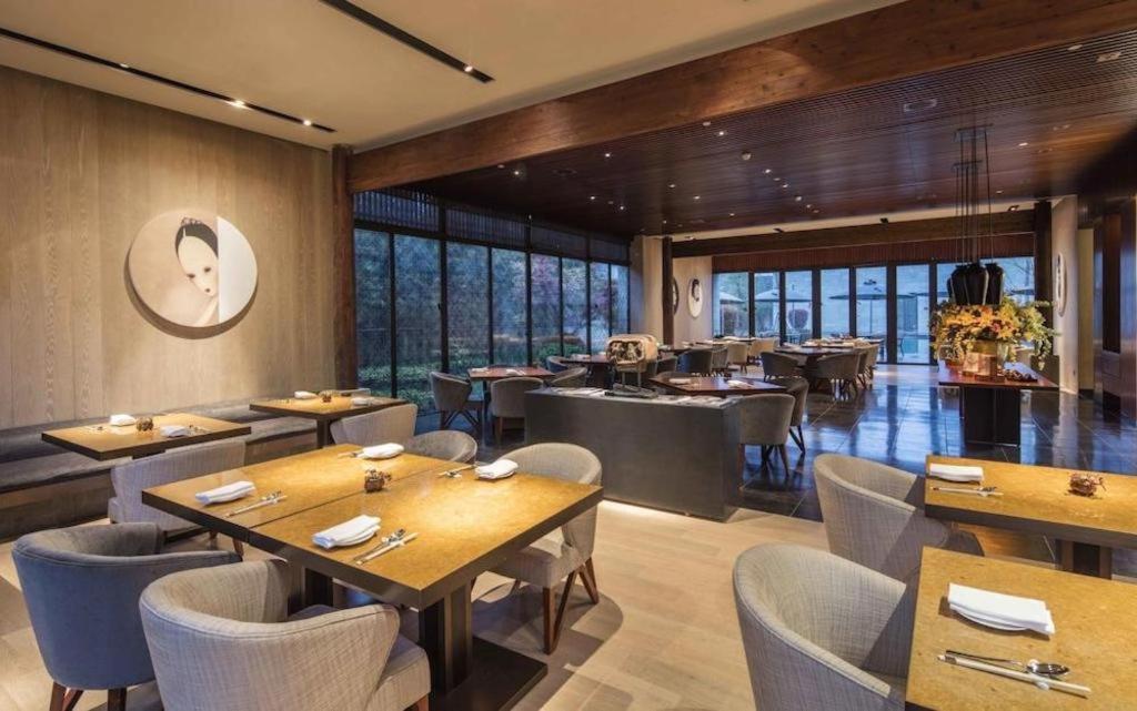 Ahn Luh Zhu Jia Jiao Hotell Shanghai Exteriör bild