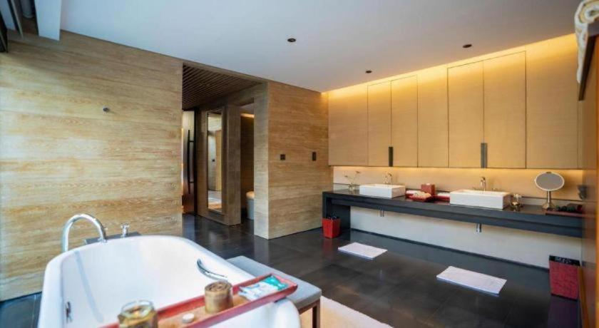 Ahn Luh Zhu Jia Jiao Hotell Shanghai Exteriör bild