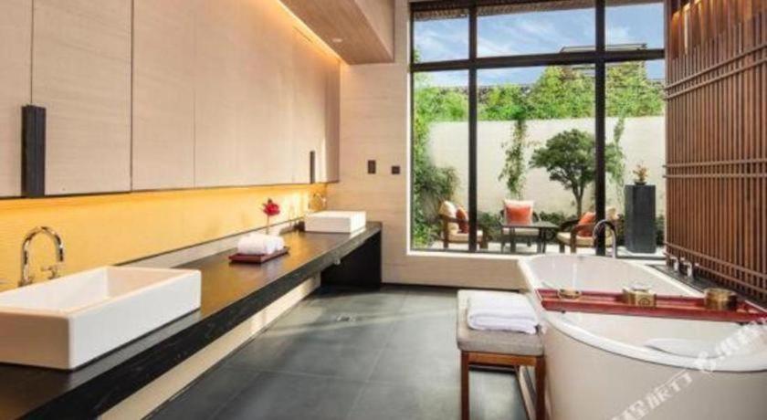 Ahn Luh Zhu Jia Jiao Hotell Shanghai Exteriör bild